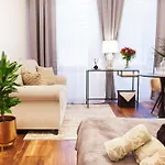 Apartamento Cybulskiego 11 - - Rooms, 24h Self Check-in *