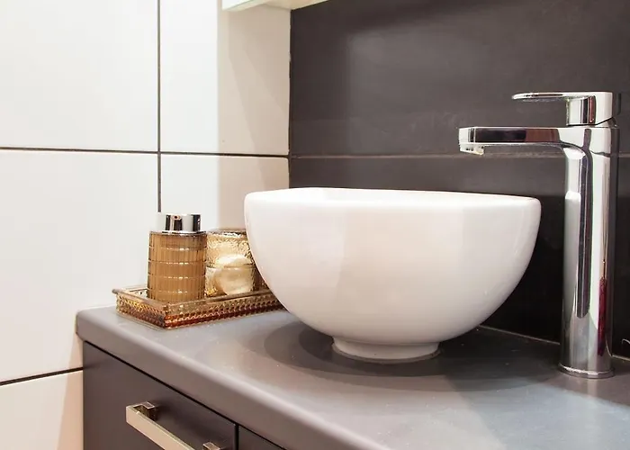 Cybulskiego 11 - - Rooms, 24h Self Check-in דירה ורוצלב