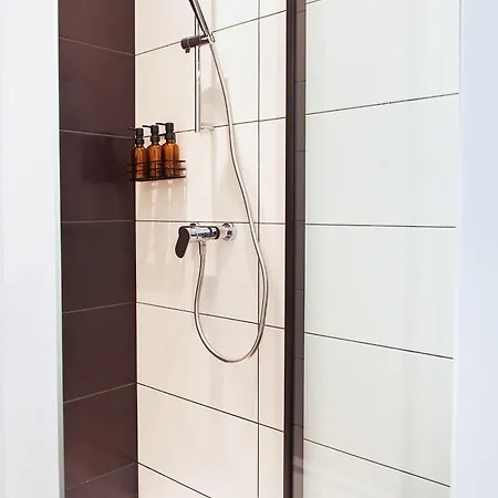 Cybulskiego 11 - - Rooms, 24h Self Check-in アパート ヴロツワフ