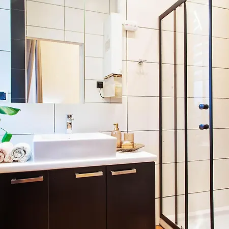 アパート Cybulskiego 11 - - Rooms, 24h Self Check-in ヴロツワフ