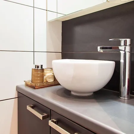 Cybulskiego 11 - - Rooms, 24h Self Check-in アパート ヴロツワフ